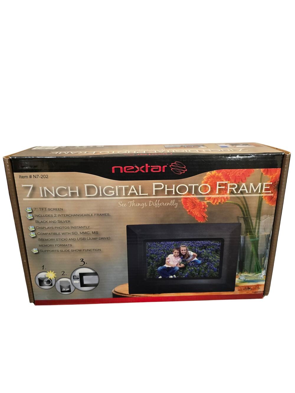 NEW NIB Nextar 7" Digital Photo Frame
